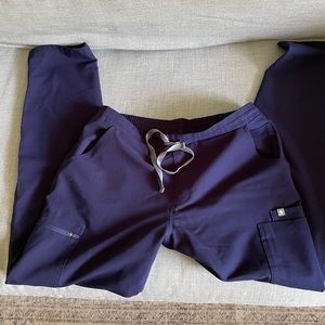 Figs yola scrub pants medium